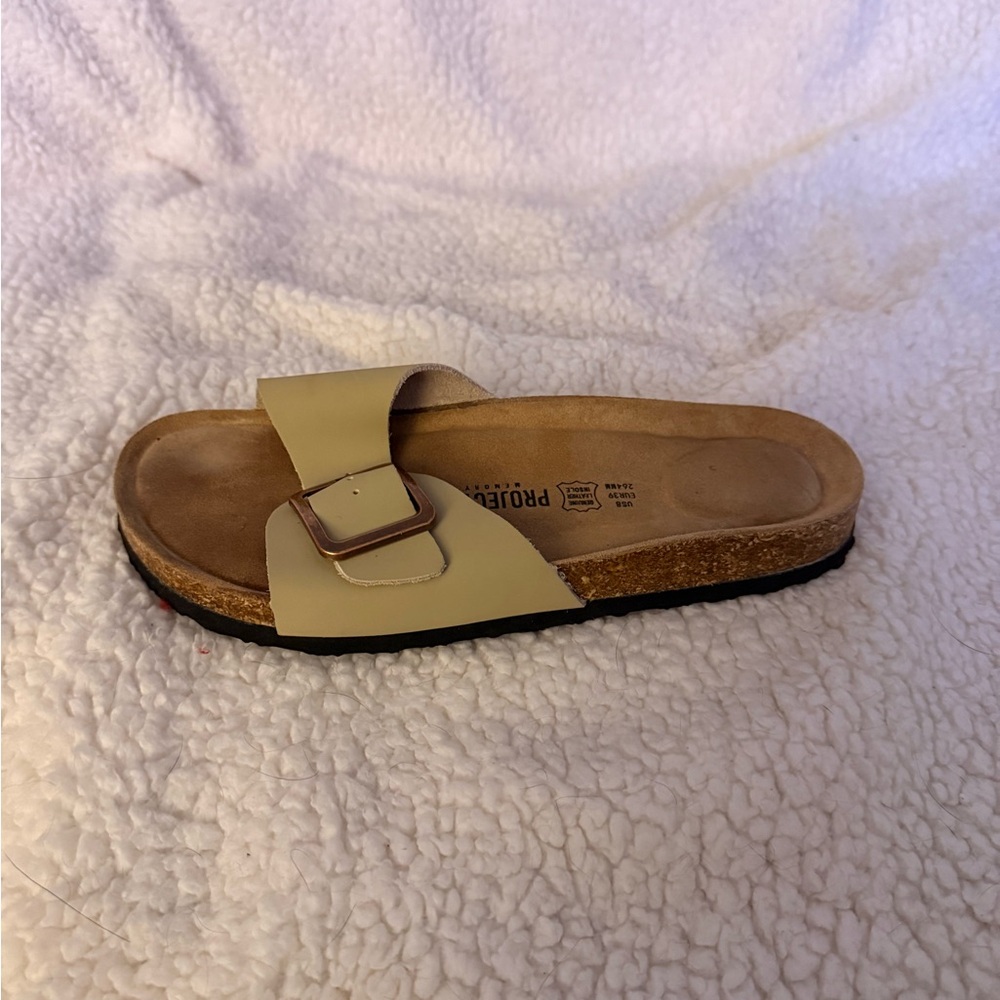 Project Classic Women's Cream Sandals - Picture 3 of 7
